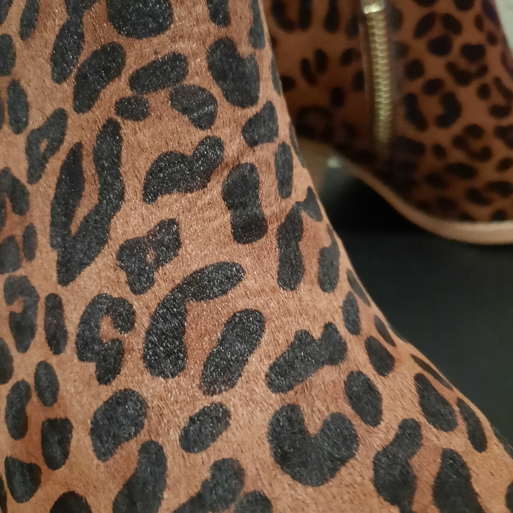 Very Volatile Leopard Print Boot - Picture 7 of 7